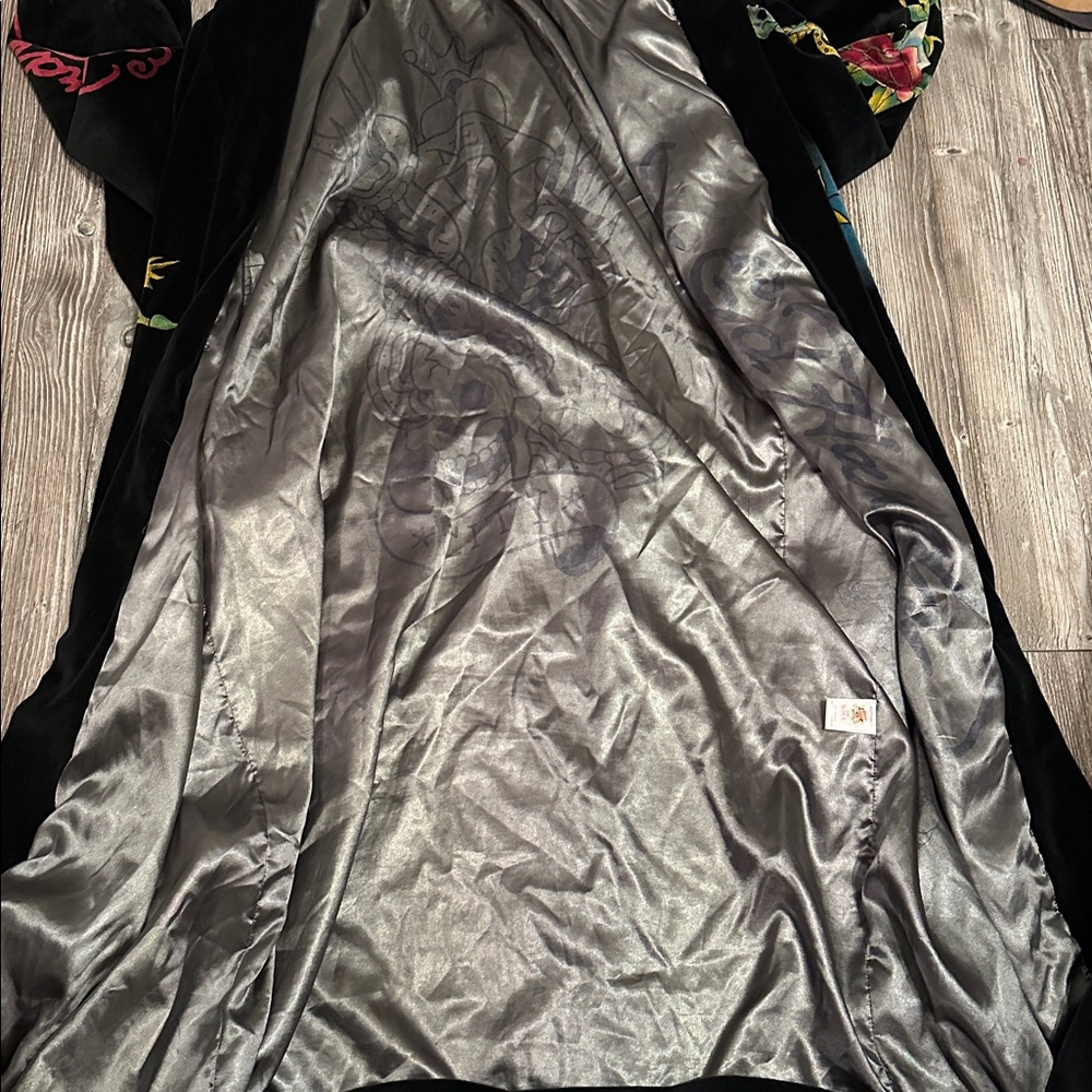 Y2K Ed Hardy Velvet Robe Coat Skull Tattoo Graphic Black S/M Luxury Streetwear - Picture 11 of 15